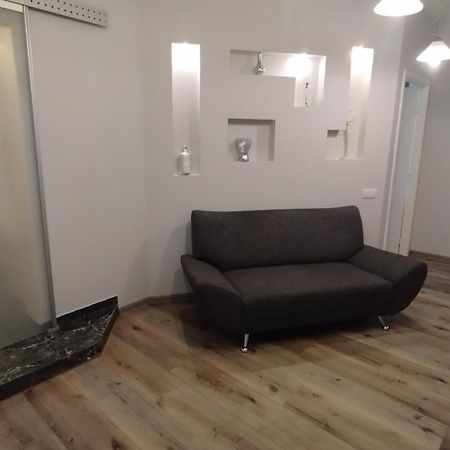 Avesol Apartment Рига Екстериор снимка